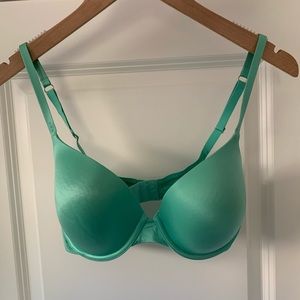 Victoria’s Secret Padded Full Coverage Bra 34D